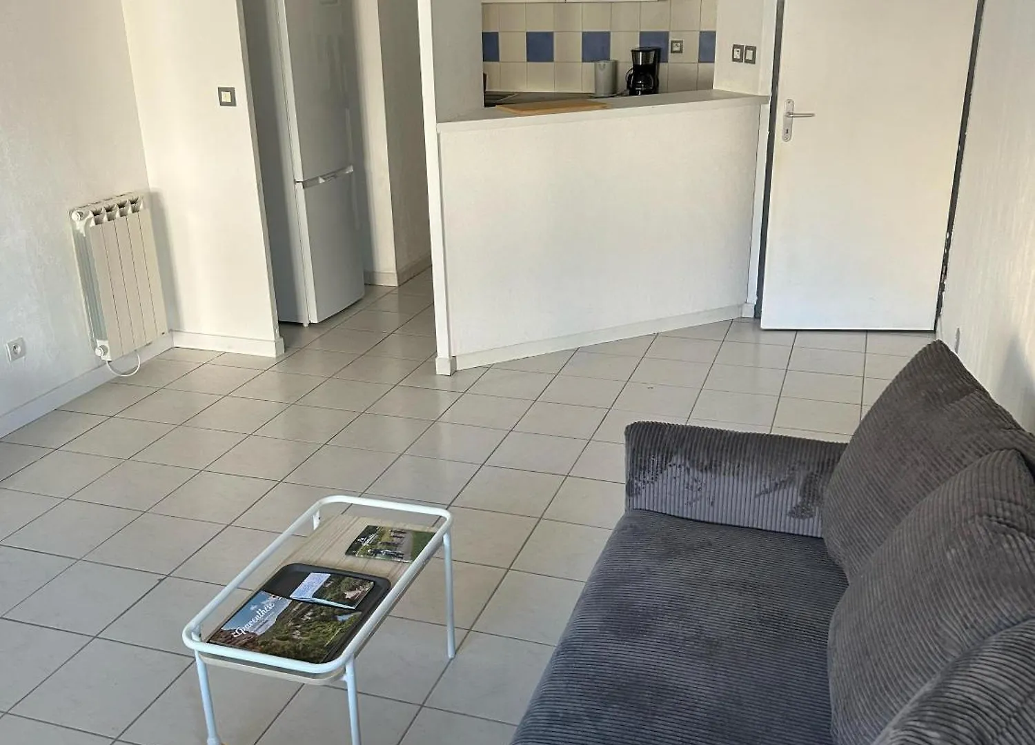 Appartement Centre Ville Avec Place De Parking Privee Et Balcon Montauban 0*,  Francie